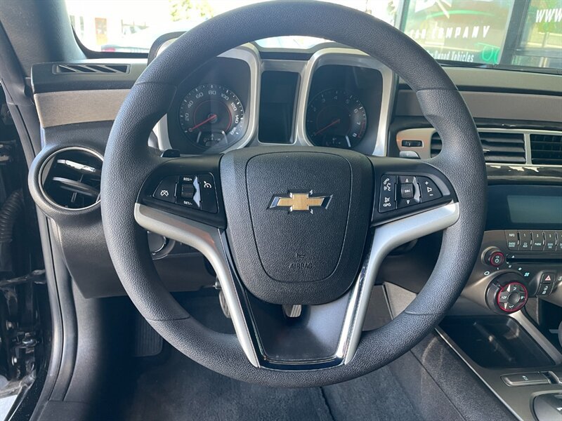 Used 2014 Chevrolet Camaro LS RWD image 21