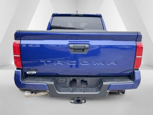 Used 2024 Toyota Tacoma TRD Off-Road image 5