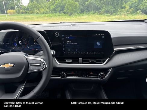 New 2027 Chevrolet Equinox LT AWD/4WD image 18