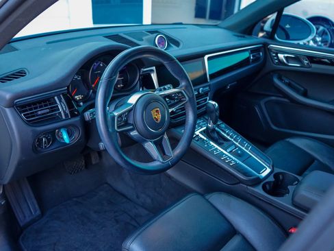 Used 2021 Porsche Macan AWD/4WD image 20