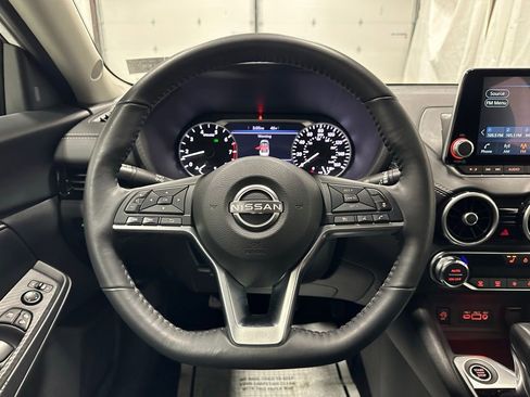 Used 2025 Nissan Sentra SV w/ All-Weather Package FWD image 18