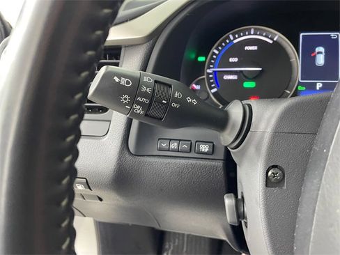 Used 2020 Lexus RX 450h AWD w/ Premium Package image 14