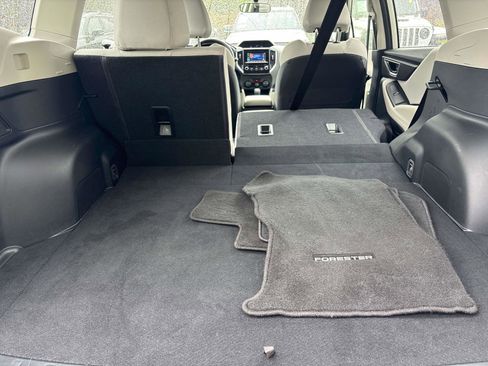 Used 2023 Subaru Forester image 14