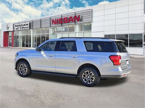 Used 2024 Ford Expedition Max XLT image 7