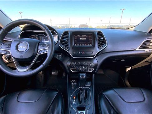Used 2020 Jeep Cherokee Latitude Plus AWD/4WD image 14