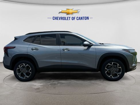 New 2026 Chevrolet Trax LT FWD image 4