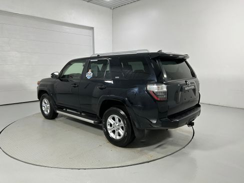 Used 2018 Toyota 4Runner SR5 Premium image 21