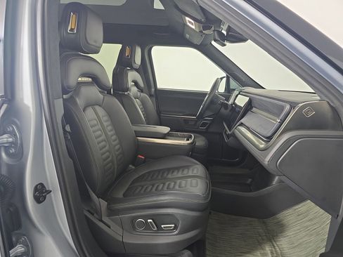 Used 2024 Rivian R1S Adventure AWD/4WD image 24