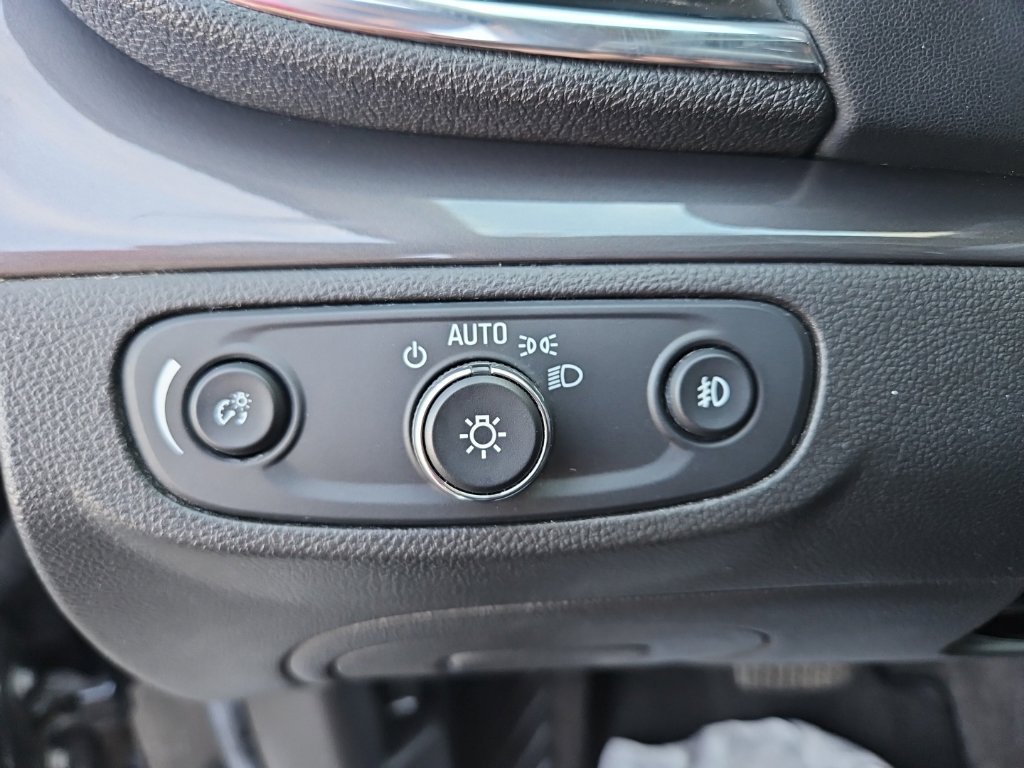 Used 2017 Buick Encore Premium w/ Experience Buick Package FWD image 12