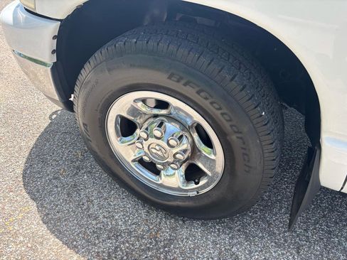 Used 2008 Dodge Ram 2500 Truck SXT image 24