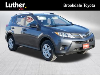 Used 2014 Toyota RAV4 LE video 1