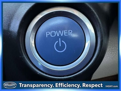 Certified 2024 Toyota Sienna XLE image 27