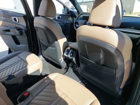 New 2026 Kia Sorento SX Prestige w/ Olive Brown Leather Package AWD/4WD image 12