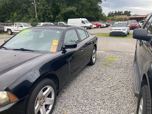Used 2012 Dodge Charger Police image 2