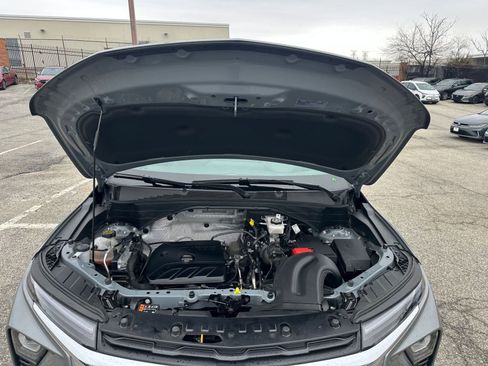 Used 2025 Chevrolet TrailBlazer LT image 30