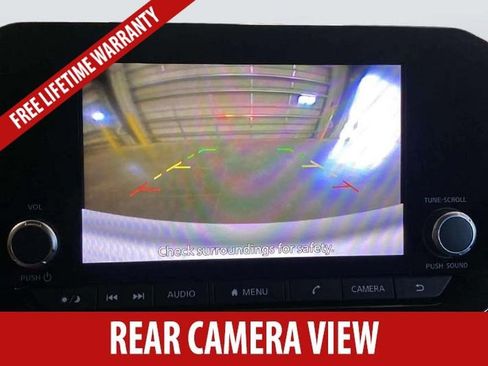 Used 2025 Nissan Pathfinder SV FWD image 13