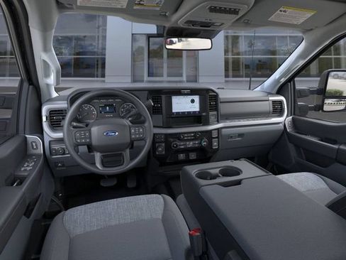 New 2026 Ford F350 XLT w/ 360-Degree Camera Package AWD/4WD image 10