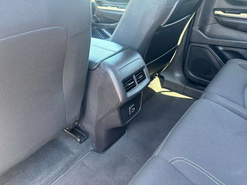 Used 2024 GMC Terrain SLE FWD image 23