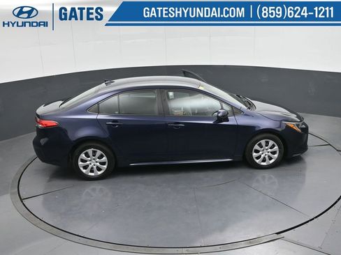 Used 2023 Toyota Corolla LE image 41