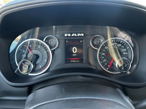 Used 2024 RAM 3500 Big Horn image 10