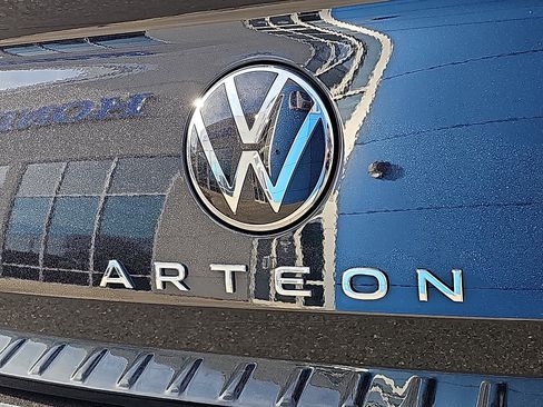 Used 2023 Volkswagen Arteon SEL image 34