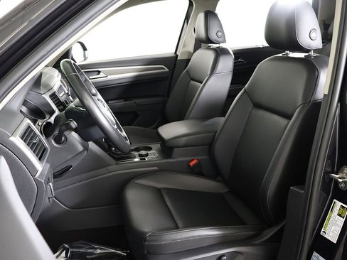 Used 2019 Volkswagen Atlas SE w/ Panoramic Sunroof Package image 33