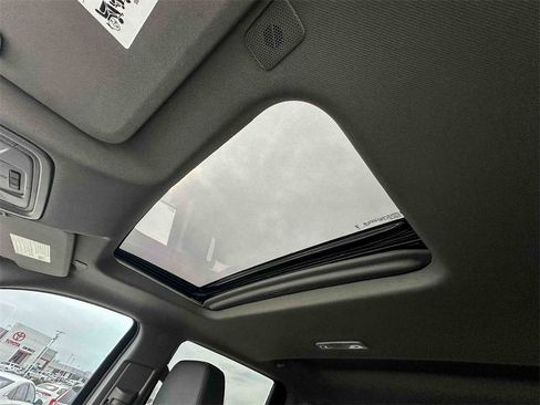 Used 2024 Chevrolet Silverado 1500 LTZ w/ LTZ Premium Texas Edition image 35