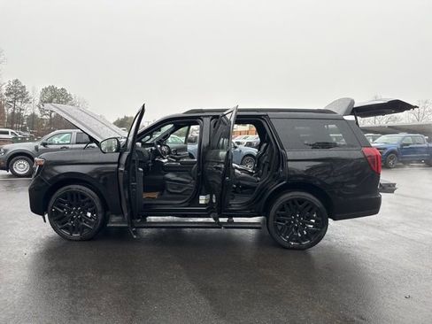 New 2026 Ford Expedition Platinum image 26