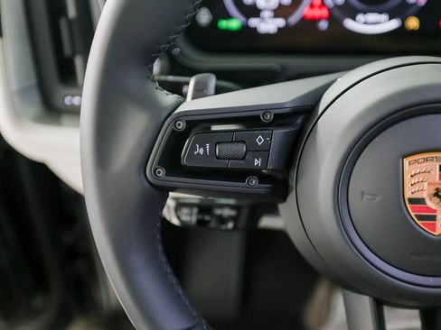 New 2026 Porsche Cayenne S image 17