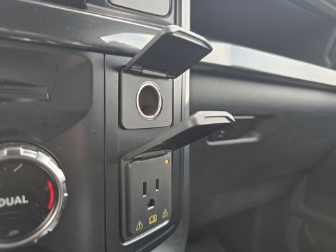 Used 2022 Ford F150 XLT w/ Equipment Group 302A High image 32