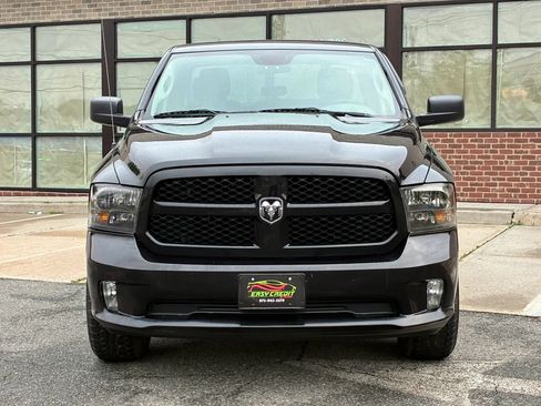 Used 2017 RAM 1500 Express w/ Express Value Package AWD/4WD image 2