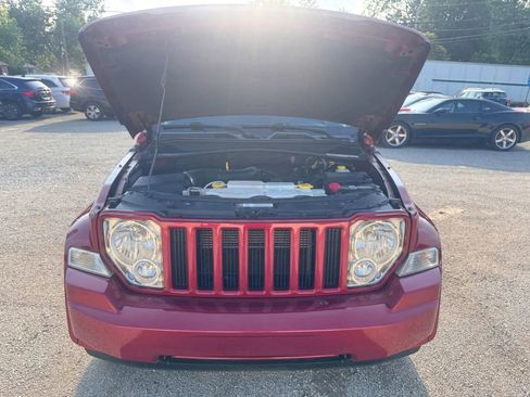Used 2012 Jeep Liberty Sport AWD/4WD image 25