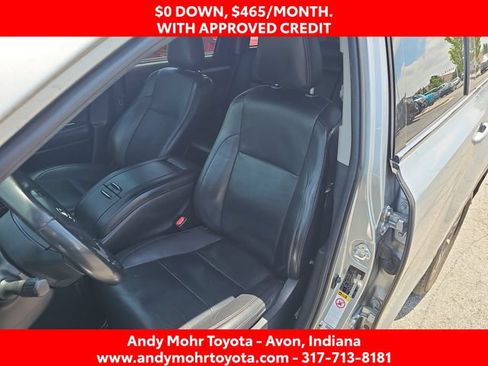 Used 2019 Toyota Highlander XLE FWD image 10