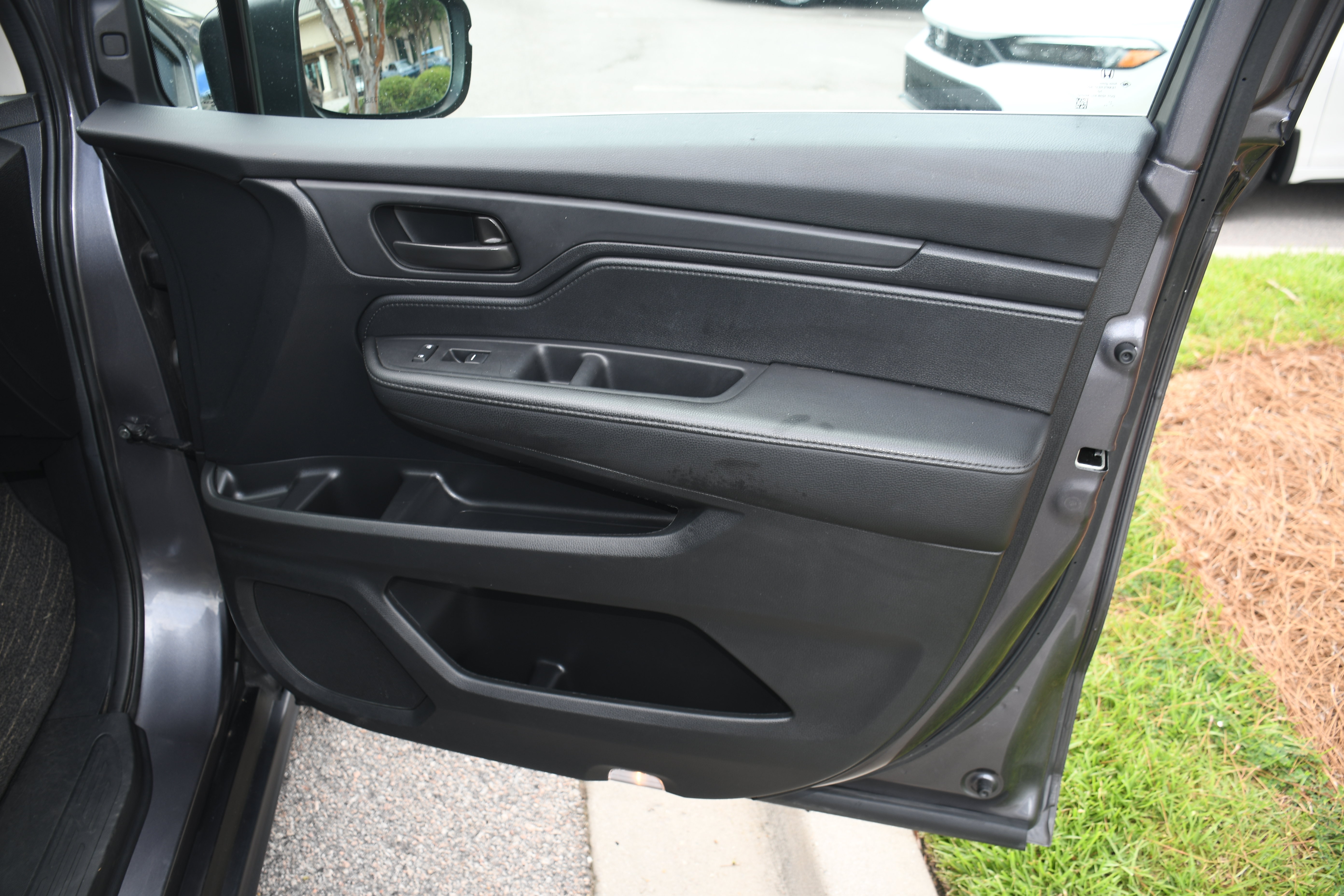 Used 2025 Honda Odyssey EX-L image 22
