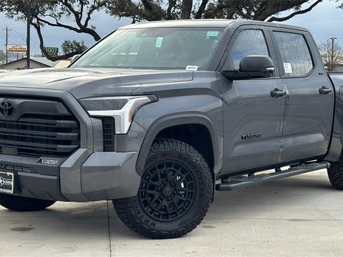New 2026 Toyota Tundra SR5 image 34
