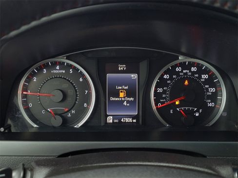 Used 2016 Toyota Camry SE image 24