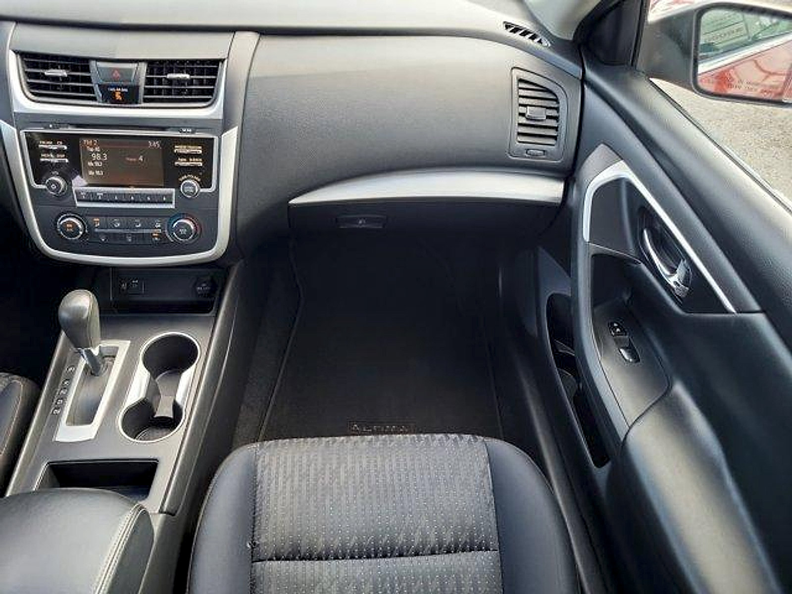 Used 2016 Nissan Altima 2.5 S w/ Power Driver Seat Package FWD image 17