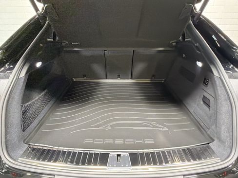 Certified 2026 Porsche Cayenne S AWD/4WD image 13