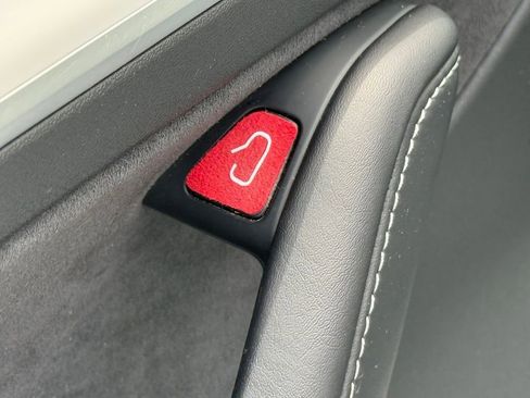 Used 2022 Tesla Model 3 Long Range AWD/4WD image 19