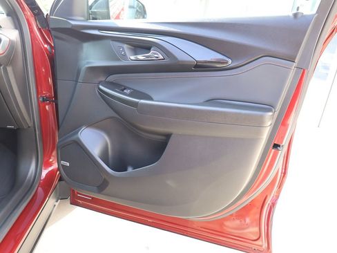 Used 2023 Chevrolet TrailBlazer RS w/ Sun and Liftgate Package AWD/4WD image 33