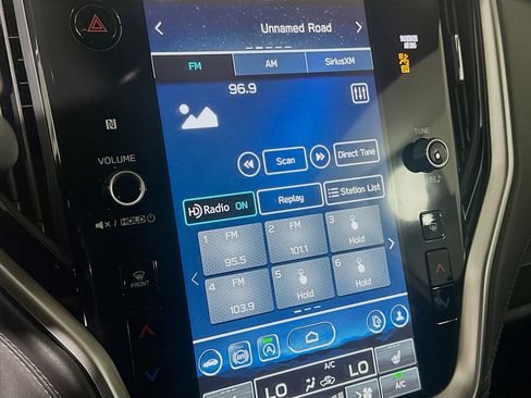 Used 2025 Subaru Outback Premium image 19