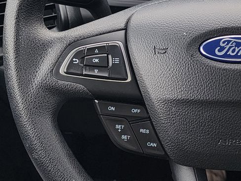 Used 2021 Ford EcoSport SE image 23