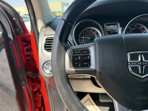 Used 2020 Dodge Journey Crossroad FWD image 17