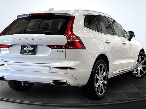 Used 2021 Volvo XC60 T5 Inscription w/ Climate Package AWD/4WD image 2