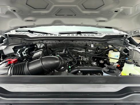 New 2026 Ford F250 XL w/ XL Chrome Package image 8
