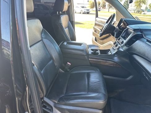 Used 2017 Chevrolet Tahoe LT w/ LT Midnight Edition image 10