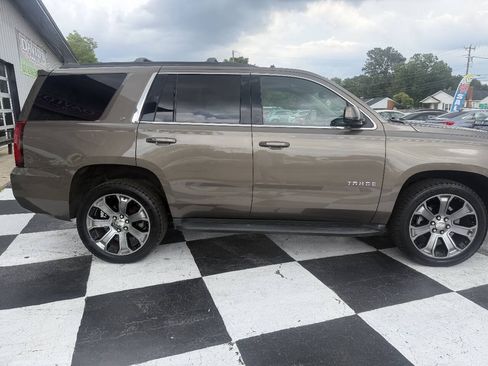 Used 2016 Chevrolet Tahoe LT AWD/4WD image 5