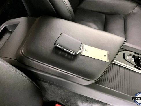 Used 2020 Volvo S60 T5 Momentum image 32