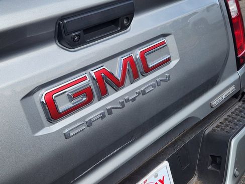 Certified 2025 GMC Canyon Elevation w/ Convenience Package image 8