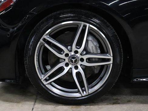 Used 2018 Mercedes-Benz E 400 Coupe image 32